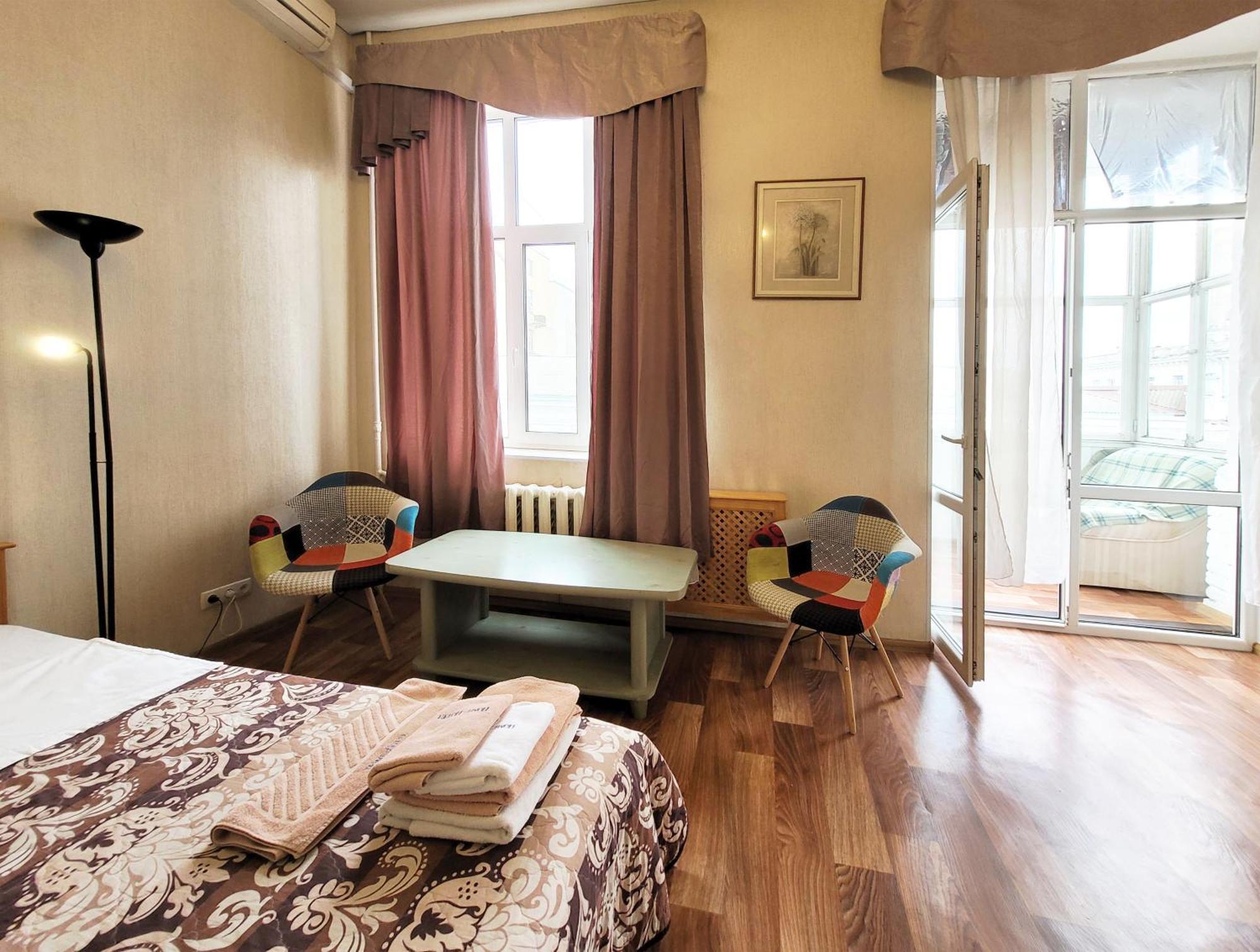 Home Hotel Apartments On Kontraktova Ploshcha Kiev Camera foto