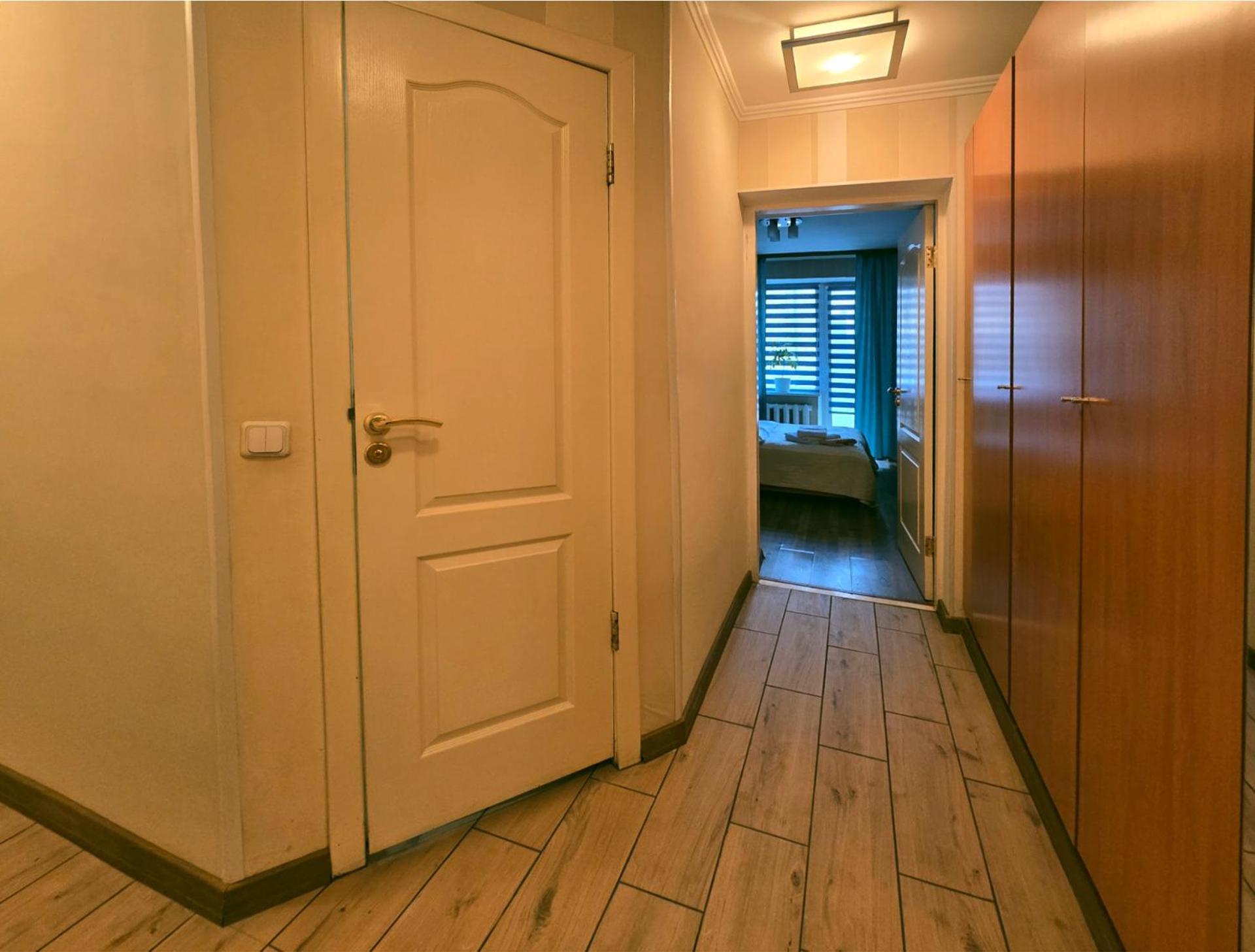Home Hotel Apartments On Kontraktova Ploshcha Kiev Esterno foto