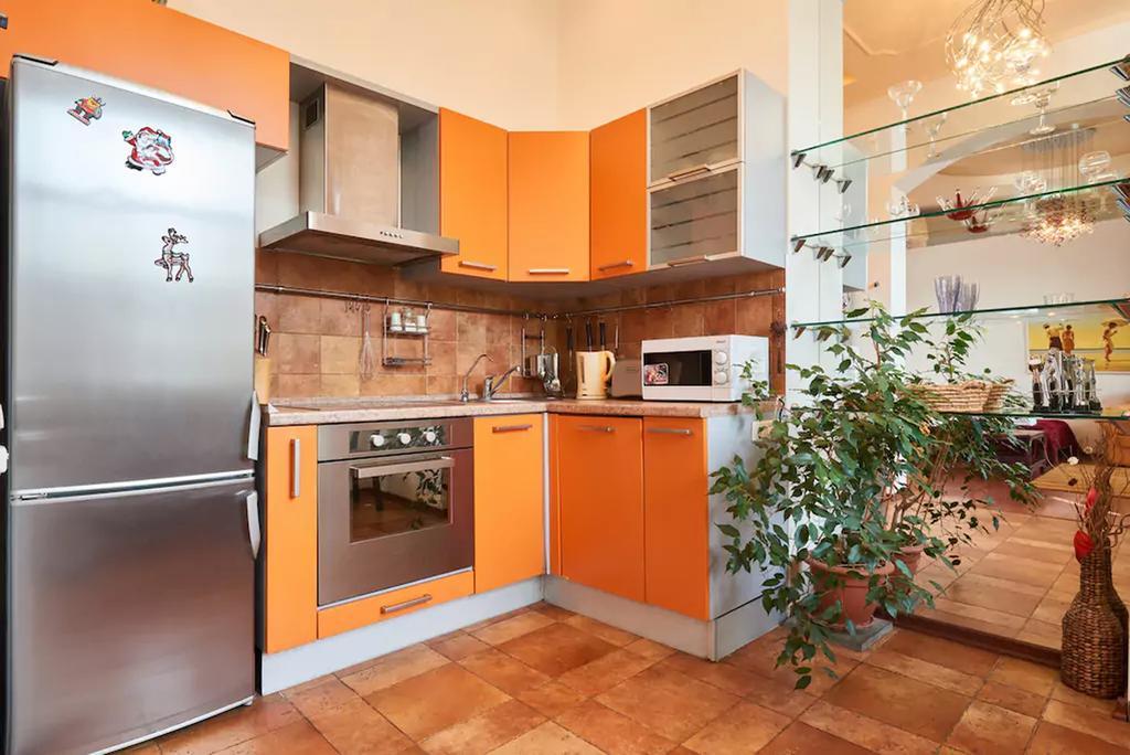Home Hotel Apartments On Kontraktova Ploshcha Kiev Esterno foto
