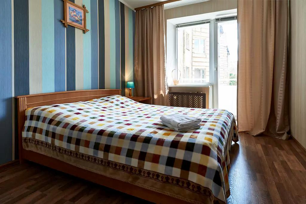 Home Hotel Apartments On Kontraktova Ploshcha Kiev Esterno foto